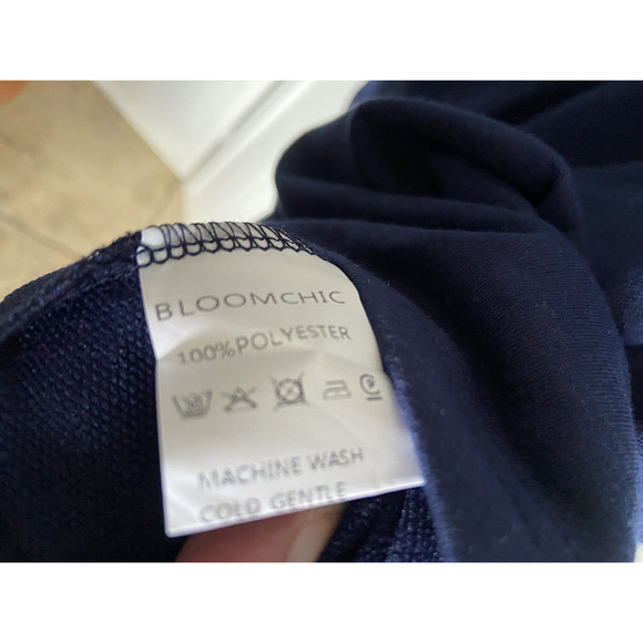 Bloomchic Womens Top Sz 30 Navy Blue White Lace Chevron Long Sleeve Shirt NEW - Picture 4 of 4